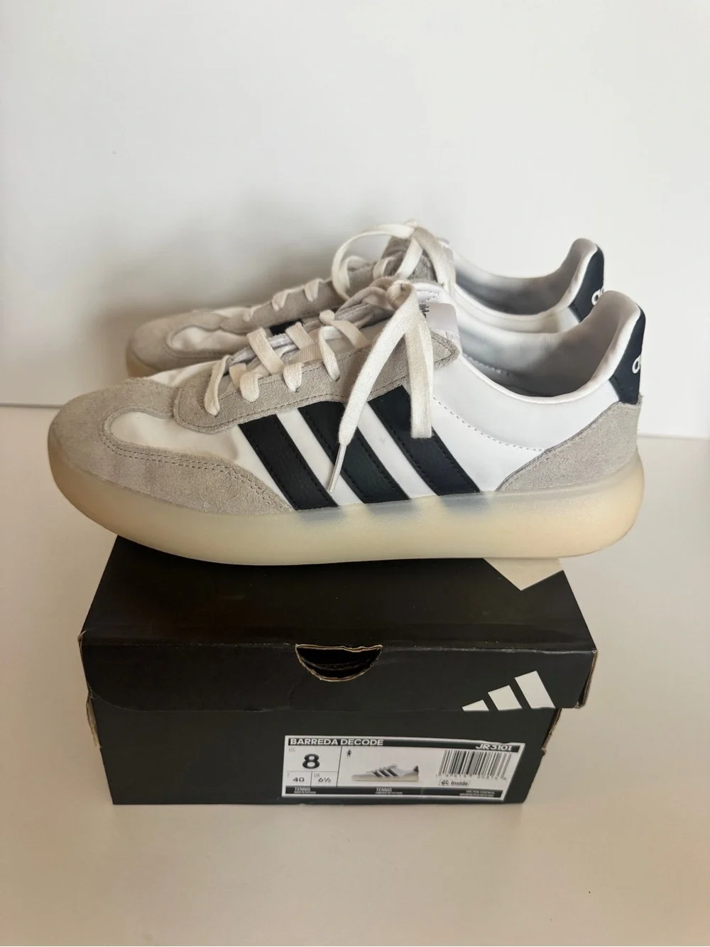 adidas White, Black & Light Gray Retro-Inspired Sneakers size 8